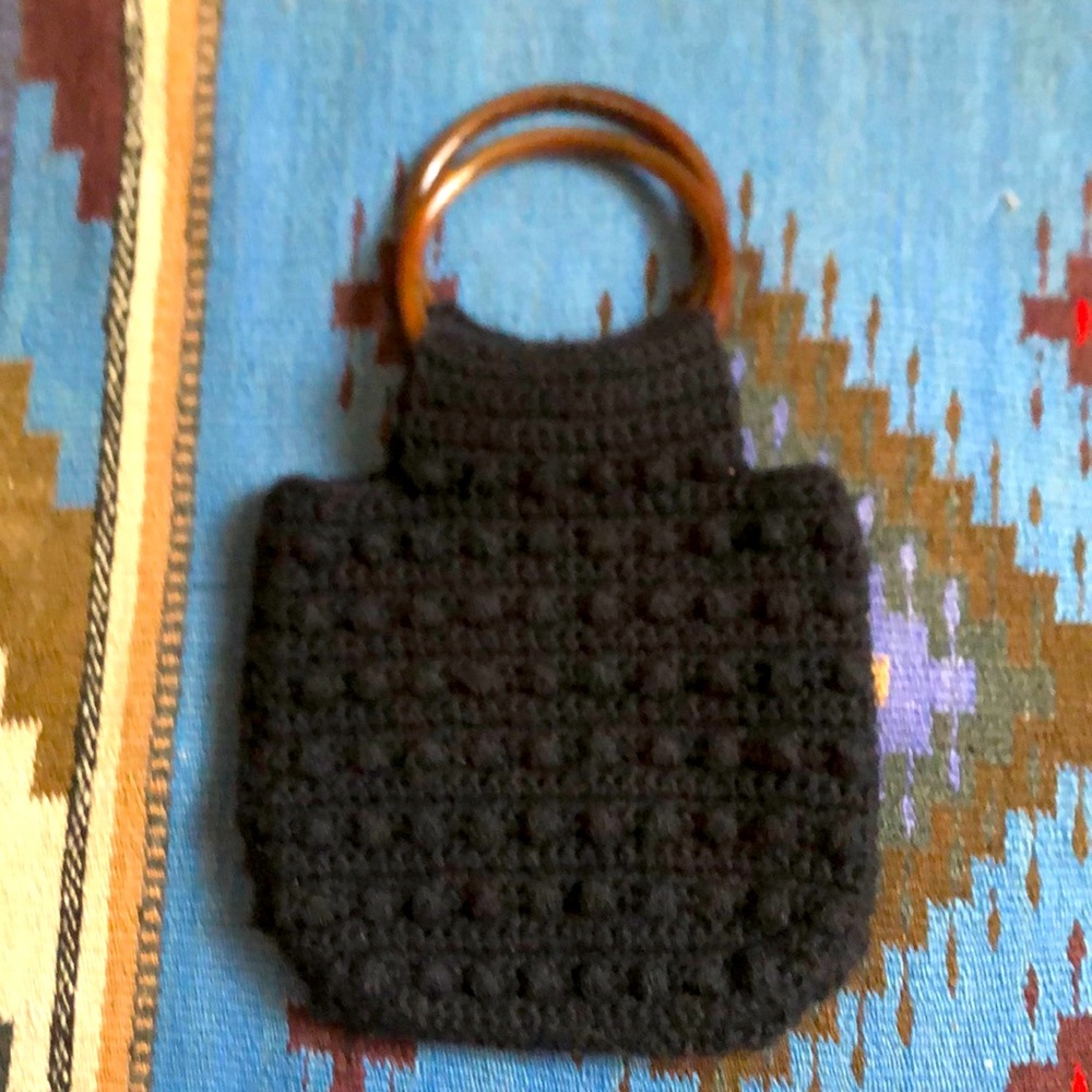 Knitted purse